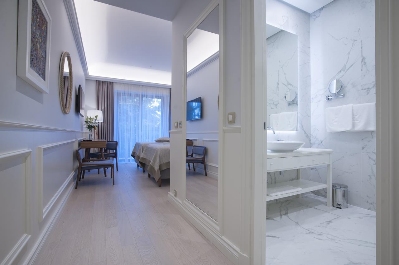 Hotel Majestic Budva Buitenkant foto