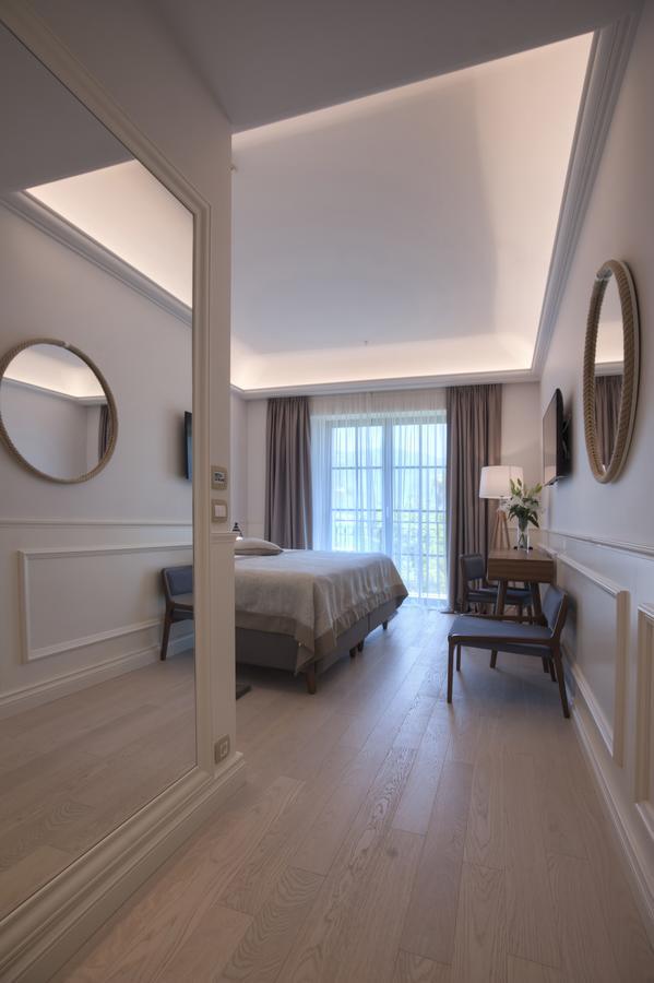 Hotel Majestic Budva Buitenkant foto