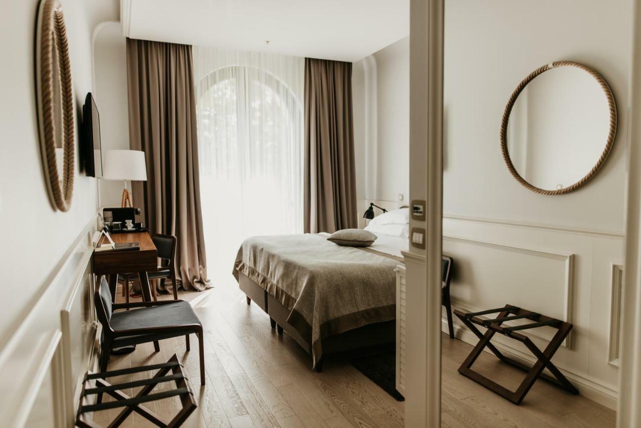 Hotel Majestic Budva Buitenkant foto
