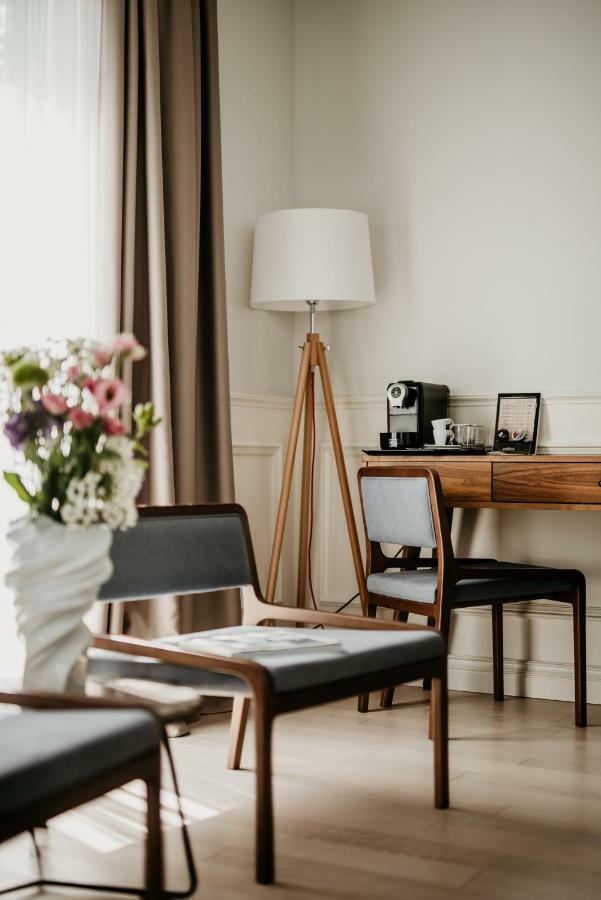 Hotel Majestic Budva Buitenkant foto